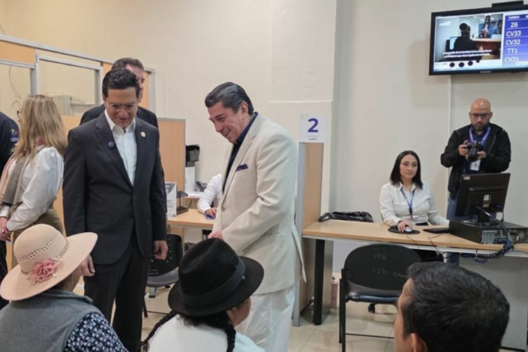 Ubicada en el Centro Comercial Ventura Mall, la nueva sede fue diseñada para mejorar la infraestructura y la experiencia de atención, gracias a su cercanía con zonas residenciales y comerciales.