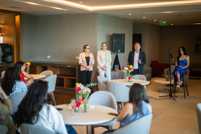 El encuentro reafirmó el compromiso del hotel con la industria de eventos y celebraciones de alto nivel.