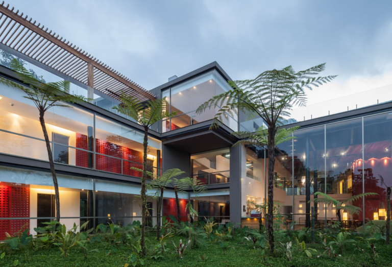 Mashpi Lodge obtiene dos Llaves Michelin y posiciona al Distrito Metropolitano de Quito como referente global de lujo sostenible.