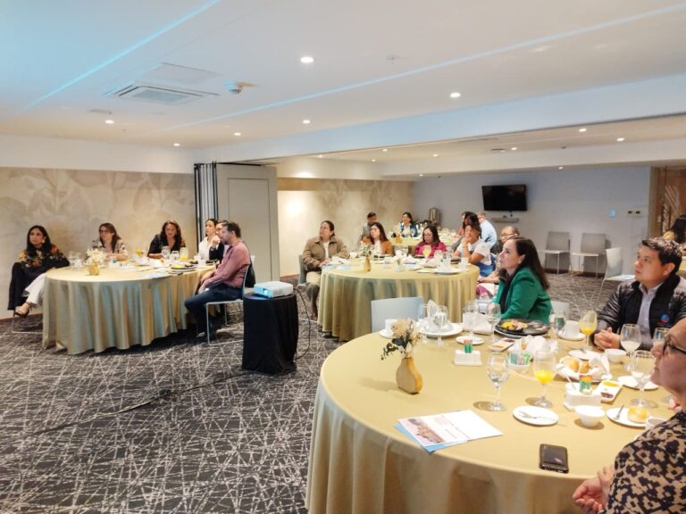Repviajes realizó un desayuno de capacitación sobre AmaWaterways – Cruceros Fluviales en el Go Quito Hotel, convocando a agencias y mayoristas interesados en diversificar su portafolio hacia Europa.
