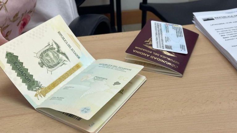 El pasaporte ecuatoriano permite el ingreso a 93 países sin visa en 2026.
