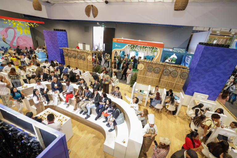 El turismo continúa fortaleciendo su papel en la economía de Colombia.