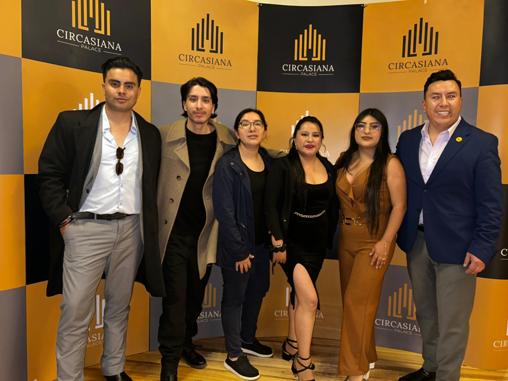 Equipo de la mayorista de turismo QUICK TRAVEL SERVICES.