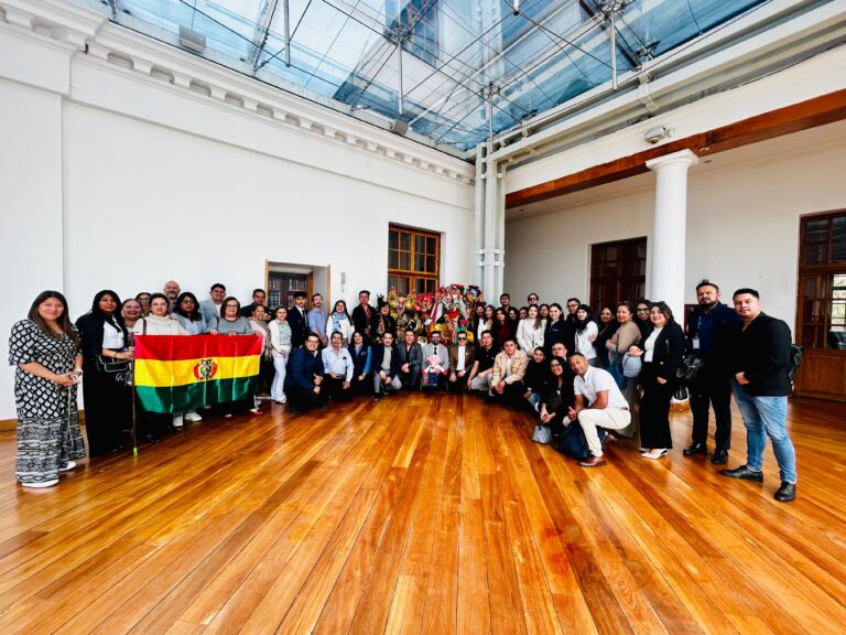 Bolivia se promociona en Quito con capacitación especializada para el trade turístico.