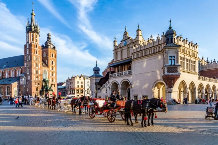 Expertos del sector hotelero señalan que la percepción de Polonia como un destino "predecible" está alterando los hábitos de consumo.