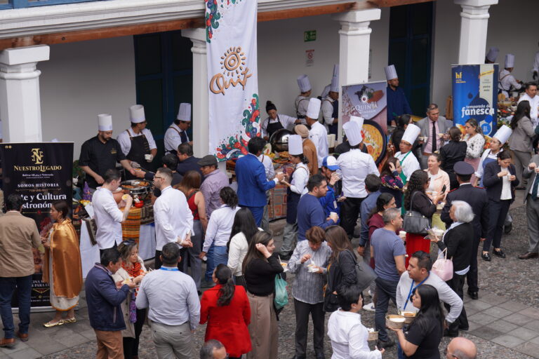 En el marco del evento, además, se llevó a cabo una cata a ciegas que permitió identificar y destacar a los cinco mejores sabores de fanesca de la ciudad.