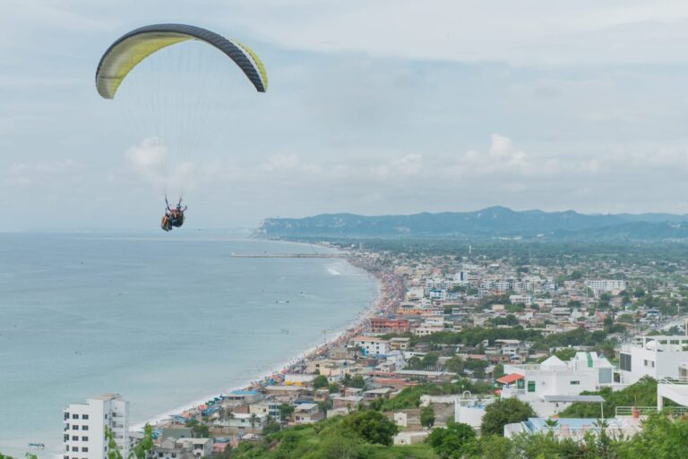 El sector de alojamiento y servicios de comida de Portoviejo mueve más de 30 millones de dólares cada año. | Foto: Alcaldía de Portoviejo.