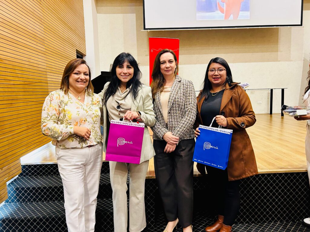 Durante el evento los agentes de viajes se hicieron acreedores de varios premios otorgados por sus aliados estratégicos. | Foto: Jhordy Robles /TransPort.