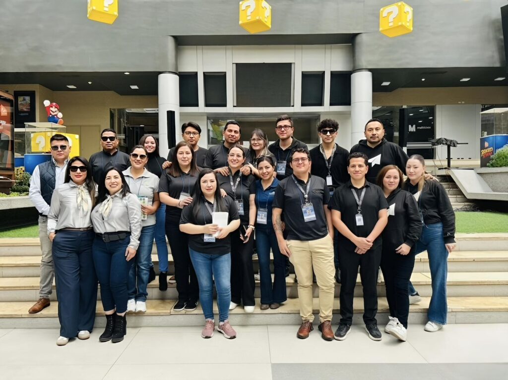 Expositores de la Feria de Verano 2026 en la Plaza las Américas. | Foto: Jhordy Robles / TransPort.