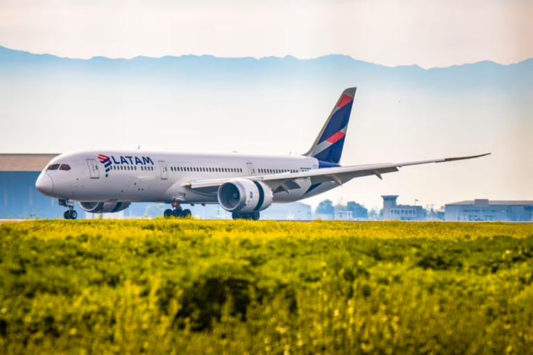 LATAM reafirma su liderazgo en sostenibilidad al ser la Ășnica aerolĂnea incluida en el Dow Jones Best-in-Class MILA 2026