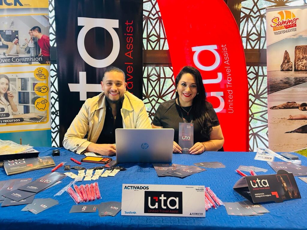 United Travel Assist en la feria Activados en la ciudad de Cuenca. | Foto: Jhordy Robles.