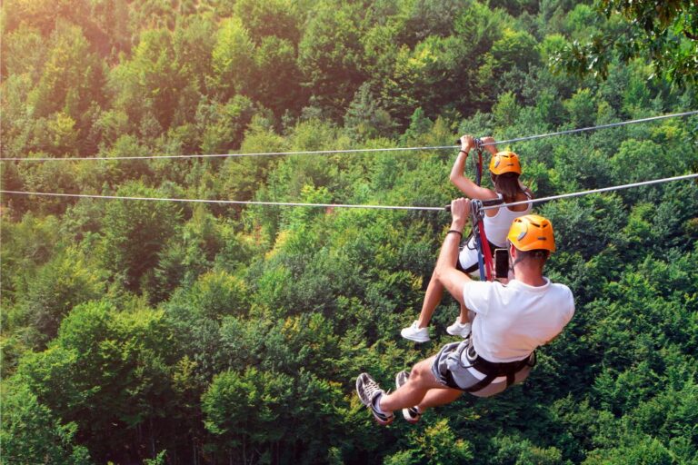 Turismo mundial mantiene el crecimiento pese a la incertidumbre geopolítica Turismo de aventura.