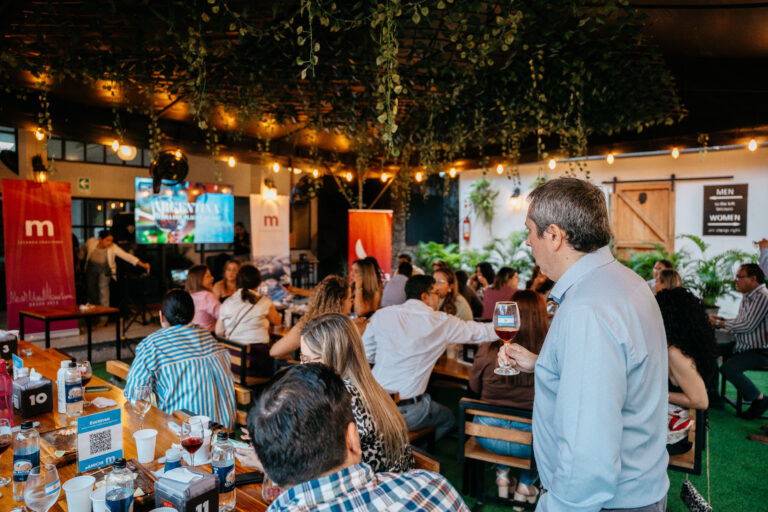 Mastravel promociona Argentina con vinos y gastronomía en Guayaquil