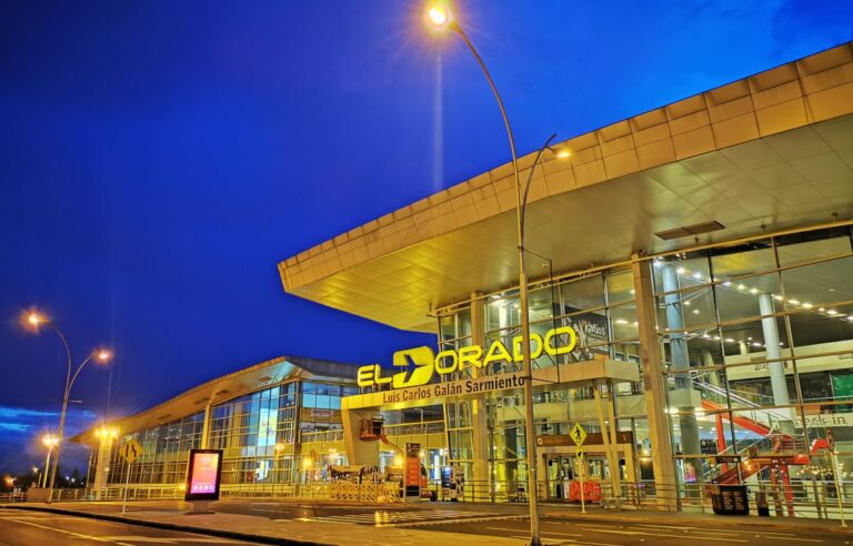 Colombia cobrará USD 1 por pasajero que salga del país por vía aérea Aeropuerto Internacional el Dorado.