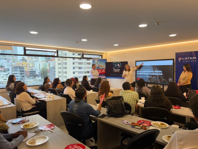 M&M Group presenta nuevas experiencias turísticas de Argentina a agencias de viajes de Ecuador